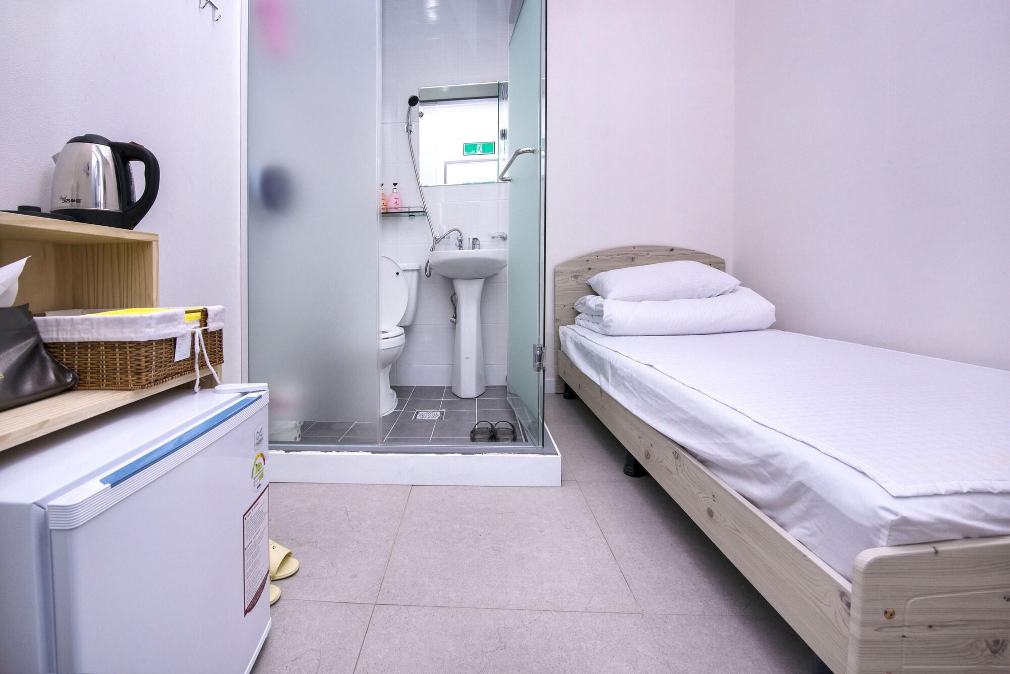 24 Guesthouse Kyunghee University سيول المظهر الخارجي الصورة